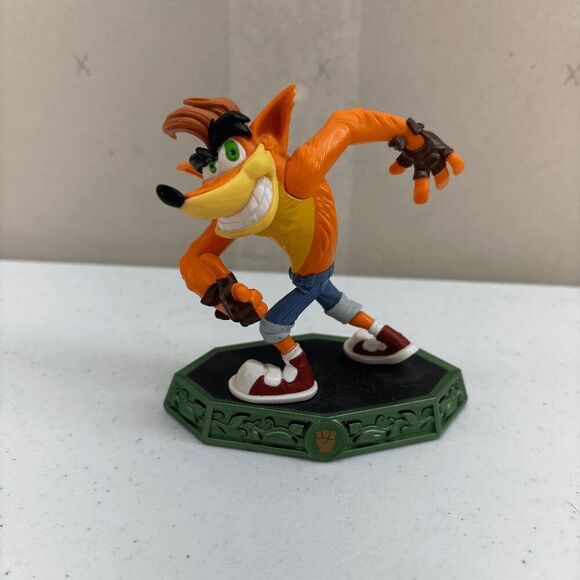 Skylanders Imaginators Crash Bandicoot Figure Wii U XBOX ONE PS3 PS4 360 Switch - Picture 1 of 4